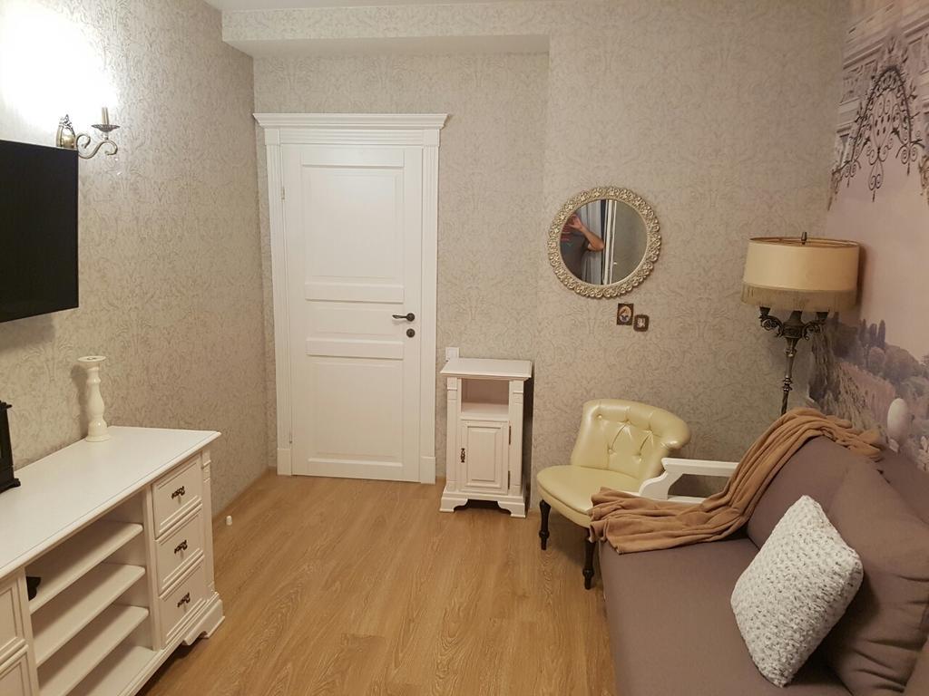 Comfort Apartment on Bogdanivska street 7b Kiev Exteriör bild